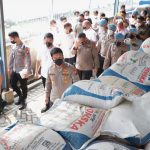 Polda Jatim Bongkar Penyalahgunaan Pupuk Subsidi dan Menyita 279,45 Ton Barang Bukti Pupuk