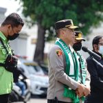 Berikan Bantuan Ambulance Untuk Bonek, Kapolrestabes Surabaya Minta Penonton Laga Persahabatan Wajib Vaksin