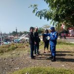 Kanit Satpolair Muncar Aiptu Bambang S melaksanakan giat bimbingan dan penyuluhan