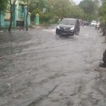 Hujan Lebat, Air Kembali Genangi Jl. Patimura Bojonegoro