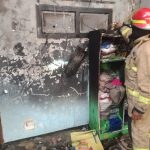Damkar Padamkan Api Rumah Kebakaran Di Banjarejo, Cepat Tanggap