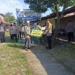 Polres Tuban Serahkan Hewan Qurban di Ponpes Langitan, Satu Hari Jelang Idul Adha