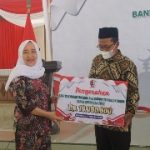 Bupati Anna Serahkan Bantuan Bagi 235 Mushola, Tingkatkan Sarana Prasarana Ibadah