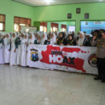 Bupati Anna Ajak Berkolaborasi Tangkal Hoax, Literasi Digital di SMAN 1 Kepohbaru
