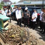 Berikan Apresiasi Desa Yang Lakukan Kerja Bakti, Mas Bupati Tinjau Titik Penyebab Banjir di 3 Kecamatan 