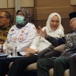 Wisuda STIKES Rajekwesi Dihadiri Bupati Anna Dan Mantan Bupati Imam Soepardi