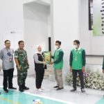 Bupati Anna Mu’awanah Memberikan Bantuan Hibah PPM di Acara Fun Farmer’s Day di GOR Dolokgede