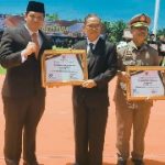 Bojonegoro Raih Penghargaan Penyelenggara Terbaik Kirab Pataka dari Gubernur Jatim