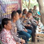 Kapolres Tuban Bersama Wakilnya Sapa Warga Kecamatan Widang, Jumat Curhat Harkamtibmas