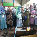 Kreatif, Olah Limbah Plastik Jadi Eco Paving Block di TPA Banjarsari Bojonegoro