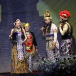 Ketoprak Plesiran di Bojonegoro Zona 3 Meriah, Warga Senang dan Pedagang Dapat Berkah