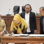 Rapat Paripurna Pengumuman Akhir Masa Jabatan Bupati dan Wabup Bojonegoro, DPRD Beri Apresiasi Tinggi