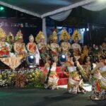 Gemerlap Bojonegoro Night Carnival 2023, Warga Antusias Menonton Sejak Sore