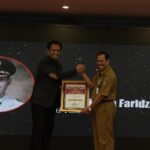 Bupati Tuban Raih Penghargaan The Right Man On The Right Place