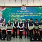 Gubernur Jatim Serahkan Bansos di Bojonegoro, Beri Banyak Manfaat Bagi Warga