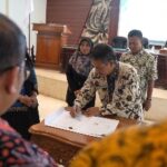 Dispendukcapil Teken Perjanjian Kerja Sama Dengan Rumah Sakit Dan Puskesmas Se-Kabupaten Tuban, Inovasi “Bahtera Kita”