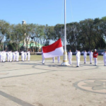 Pemkab Bojonegoro Kibarkan Bendera Merah Putih Ukuran Raksasa di Peringatan HUT RI ke – 79
