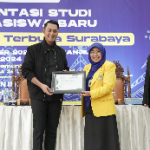 Mas Bupati Sampaikan Pesan Inspiratif Di Orientasi Mahasiswa Baru UT Surabaya