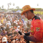 Mas Bupati : Layang – Layang Memiliki Filosofi Gotong Royong