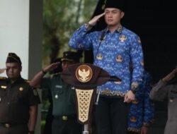 MAS LINDRA AJAK MASYARAKAT WUJUDKAN PENDIDIKAN BERMUTU