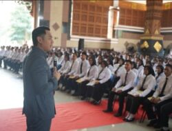 MAS BUPATI SERAHKAN SK PENGANGKATAN PPPK FORMASI TAHUN 2024 TAHAP 1