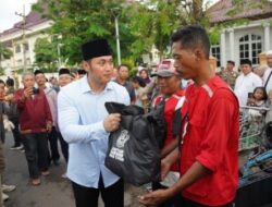 GUBERNUR JATIM DAN MAS BUPATI LINDRA SOWAN KE SUNAN BONANG