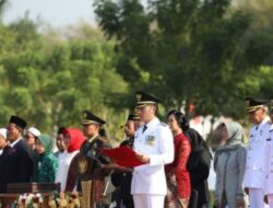 MAS BUPATI LINDRA PIMPIN UPACARA PERINGATAN HUT KE-80 REPUBLIK INDONESIA