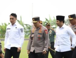 Mas Bupati Lindra Dampingi Kapolri Bersilaturahmi Pengurus Ponpes Langitan Widang Tuban