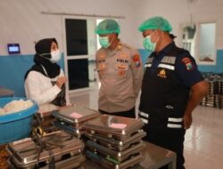 Polres Tuban Melaksanakan Pengawasan Alur Penyiapan MBG di Satuan Pelayanan Pemenuhan Gizi ( SPPG ) Polri