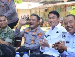 Kapolres Bersama Bupati Tuban Meresmikan Jembatan Merah Putih di Bangilan Tuban