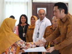 Lepas 104 ASN Purna Tugas, Bupati Tuban: Masa Pensiun Bukan Akhir Pengabdian