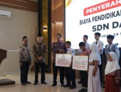 Baznas Tuban Salurkan Bantuan Pendidikan bagi 2.000 Siswa SD-SMP